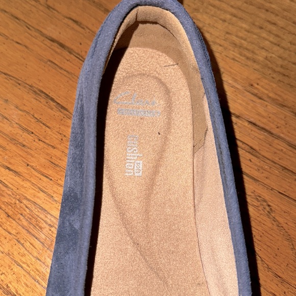 Clarks Slip On Shoes - Picture 4 of 6